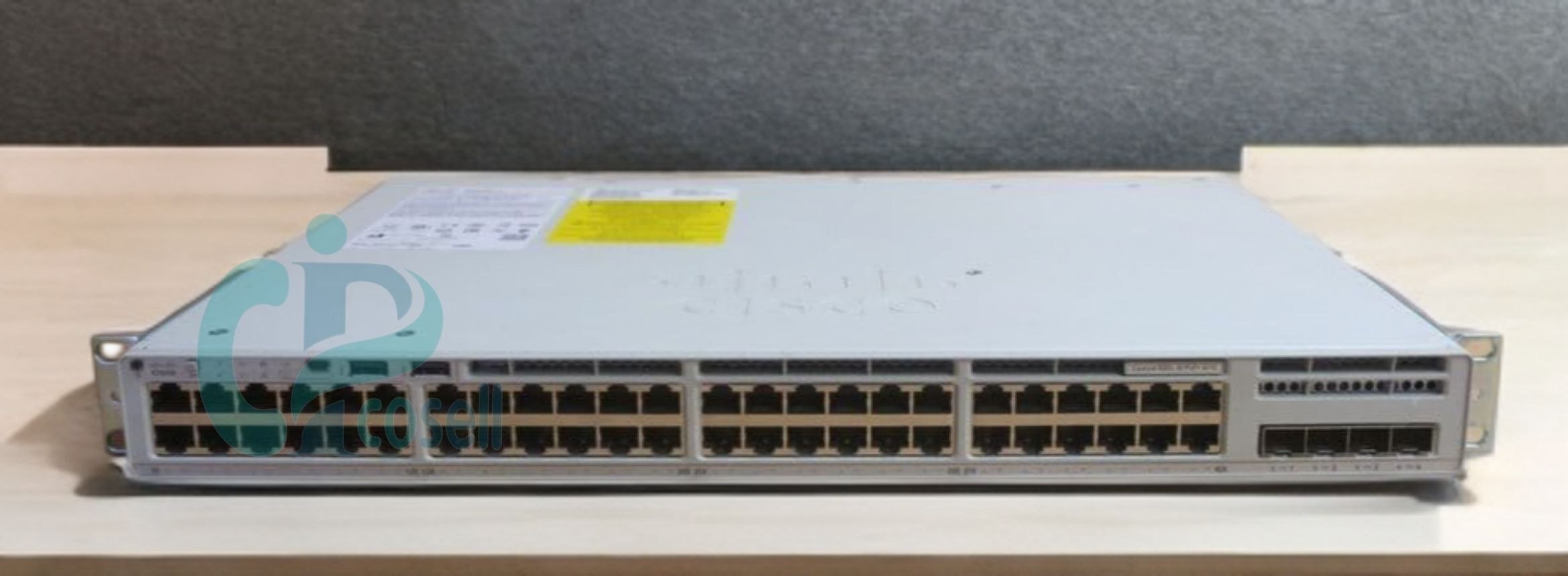 سوئیچ سیسکو C9200L-48T-4X-E | سوئیچ ۴۸ پورت گیگابیت با uplink ده‌گیگابیتی سری 9200L